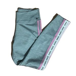 Nike Women’s One Striped Leggings - Iron Gray Flamingo size M